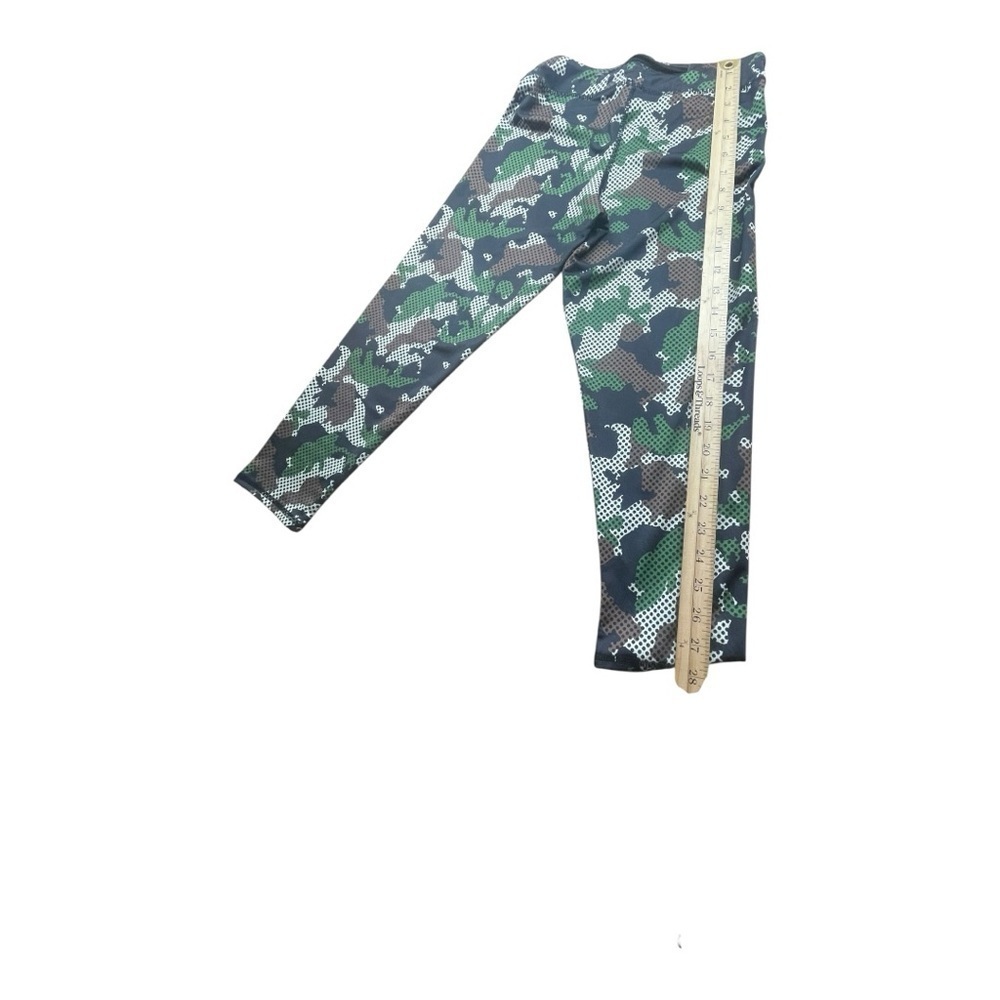 S2 sport Capri length medium camouflage work out leggings - Picture 4 of 7